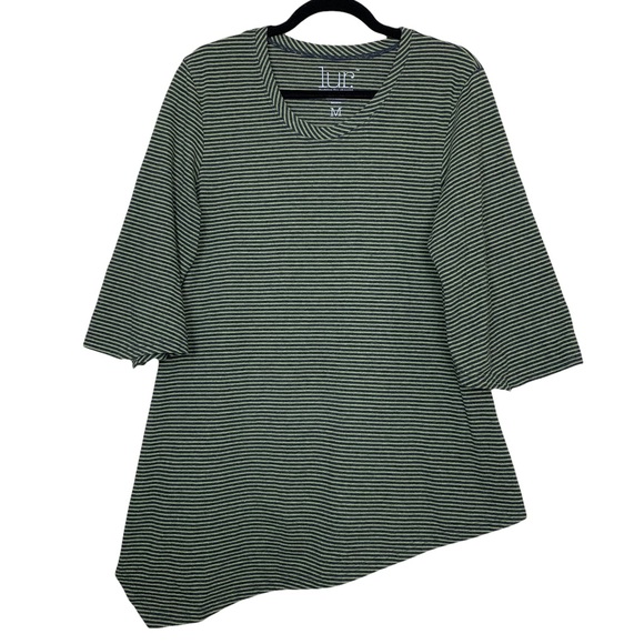 Lur Sustainable Recycled Asymmetrical Striped Scoop Neck Short Sleeve Top Medium - Picture 1 of 5